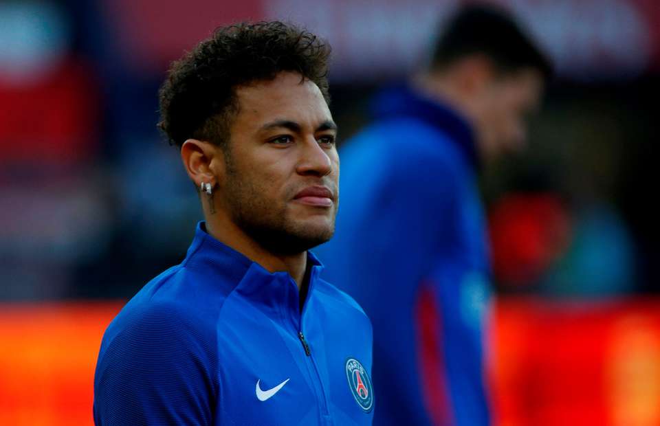 Ơn giời, cuối cùng Neymar cũng đã lên tiếng về tin đồn với Real