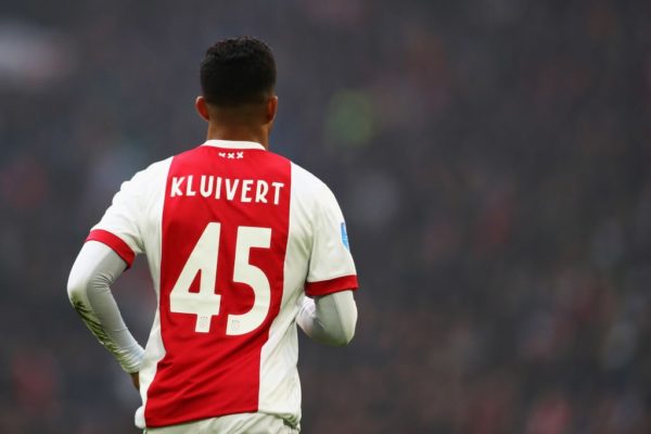 Chiêu mộ Justin Kluivert, bước tiến khôn ngoan của M.U