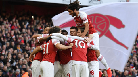 Arsenal: Emirates tìm lại sức sống