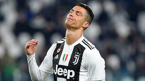 Ronaldo hối hận vì trót cá cược với Allegri